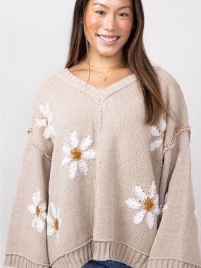 Miracle Beige V-Neck Daisy Knit Sweater